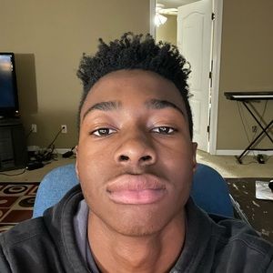 Meet your Posher, Manuel